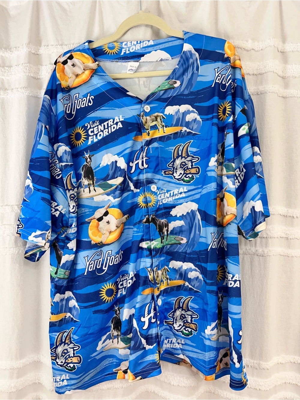 NWOT Hartford Yard Goats Novelty Button Up Shirt Size XL